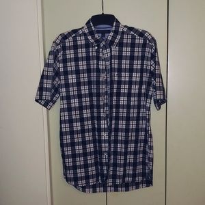 Medium Tommy Hilfiger button up shirt.